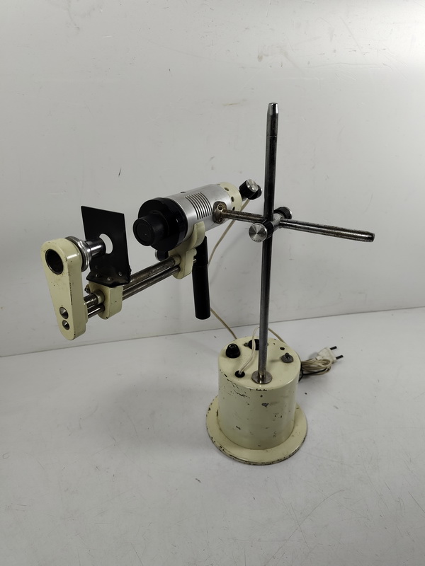 aparato cientifico proyector medico laboratorio ensenanza metal 43x35x22 1u